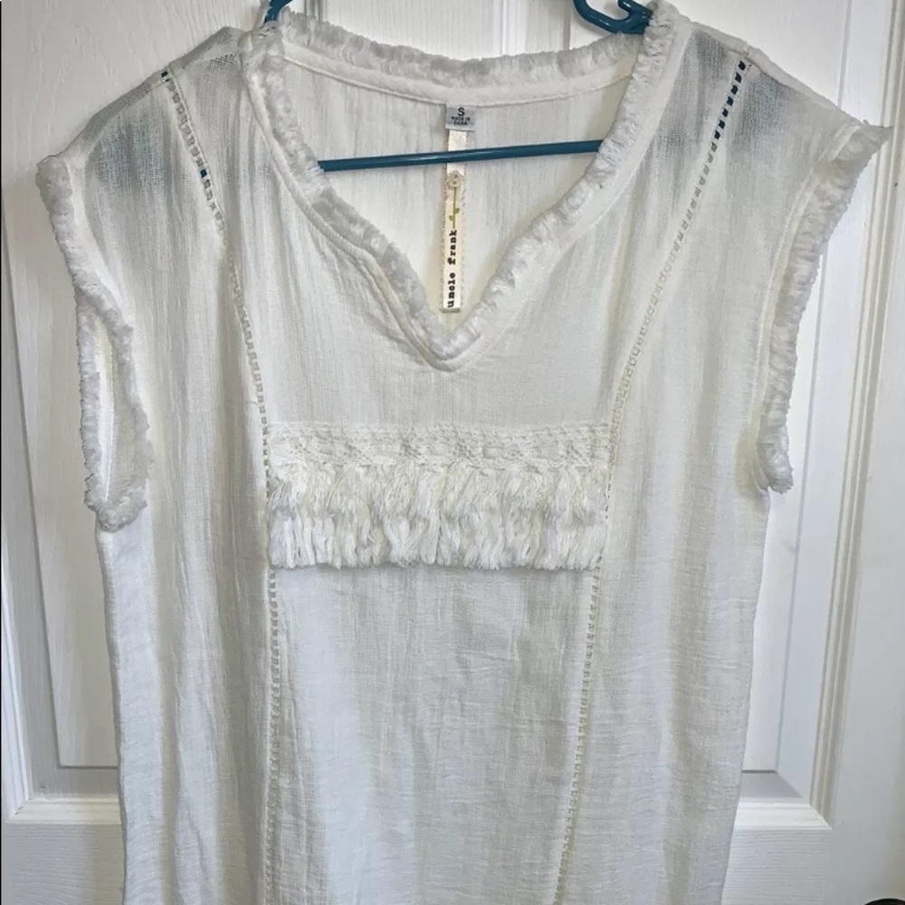 Uncle Frank Ivory Fringe Sleeveless Tunic Blouse Size Small